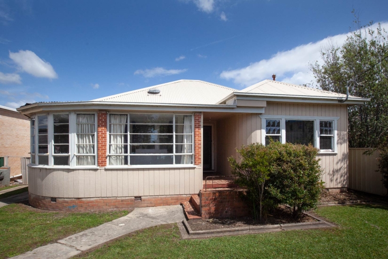 Spacious 3 bedroom, 2 bathroom home central Nowra-South Coast-This property is LEASED